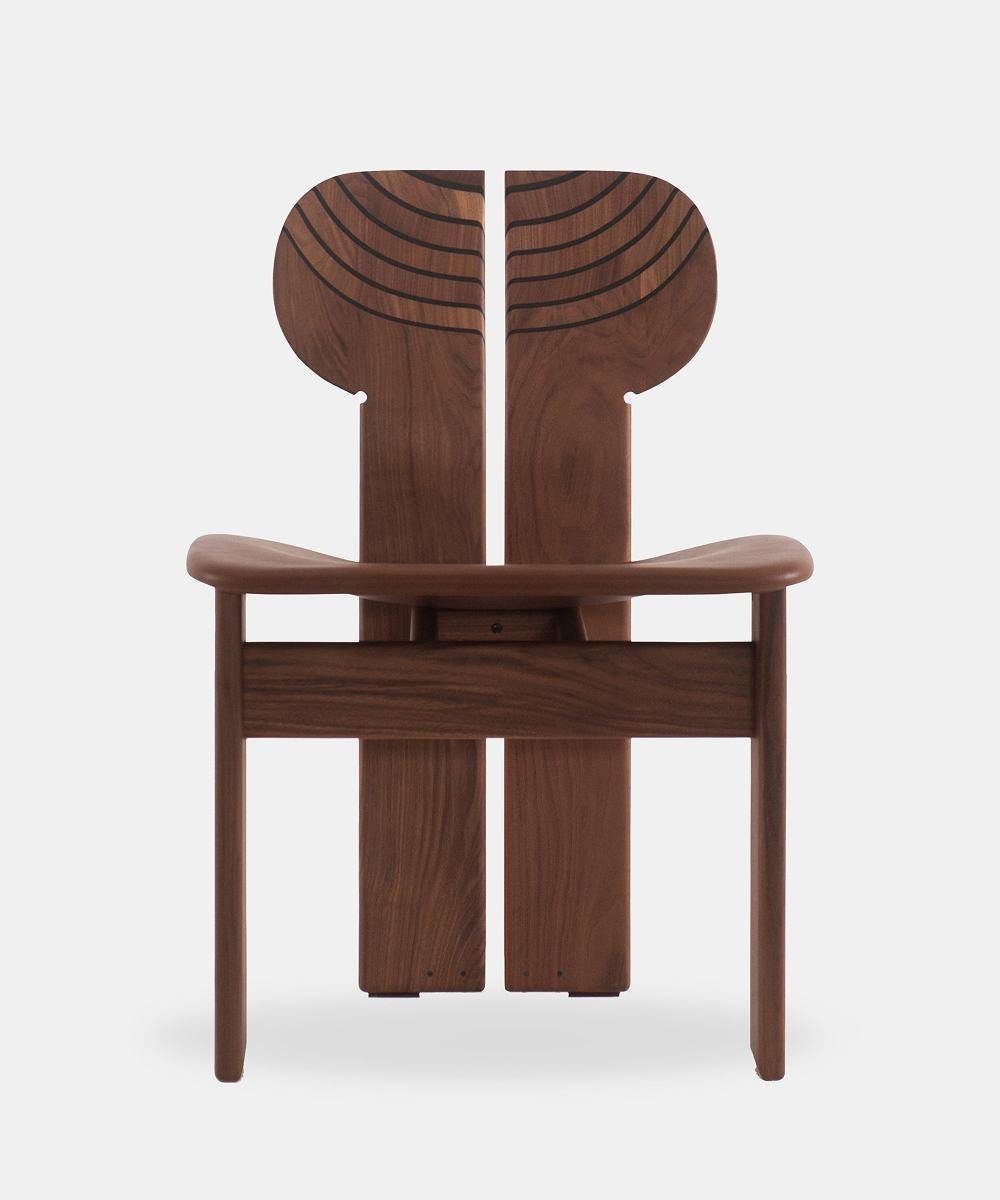 Stripped Base Faded Blurred Carpet